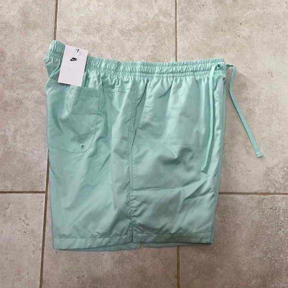 Nike Sportswear Woven Flow Shorts Men's Mint/Blue new with tags DR5678-382 - Picture 3 of 4